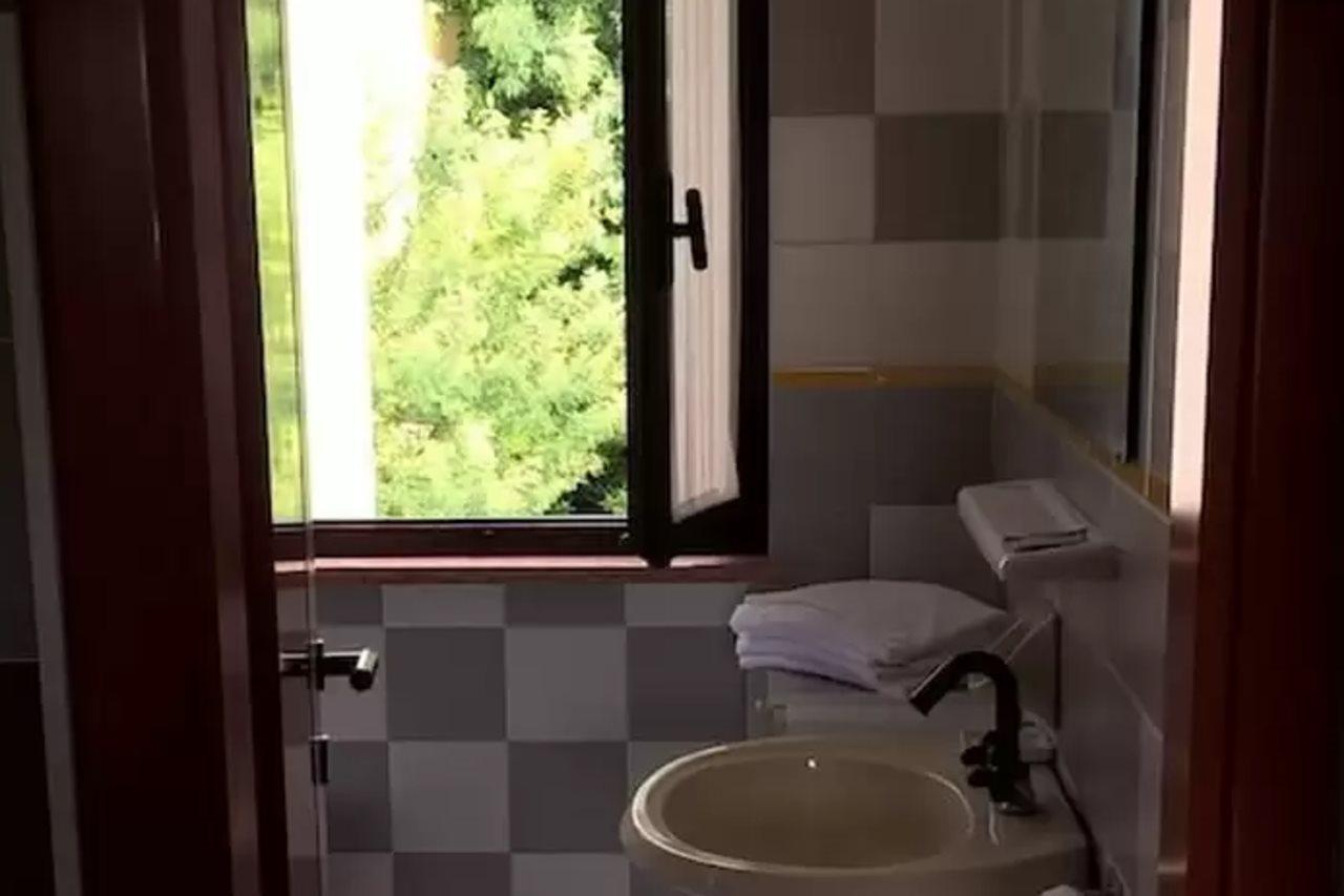 Appartamenti Adriana Sirmione Buitenkant foto