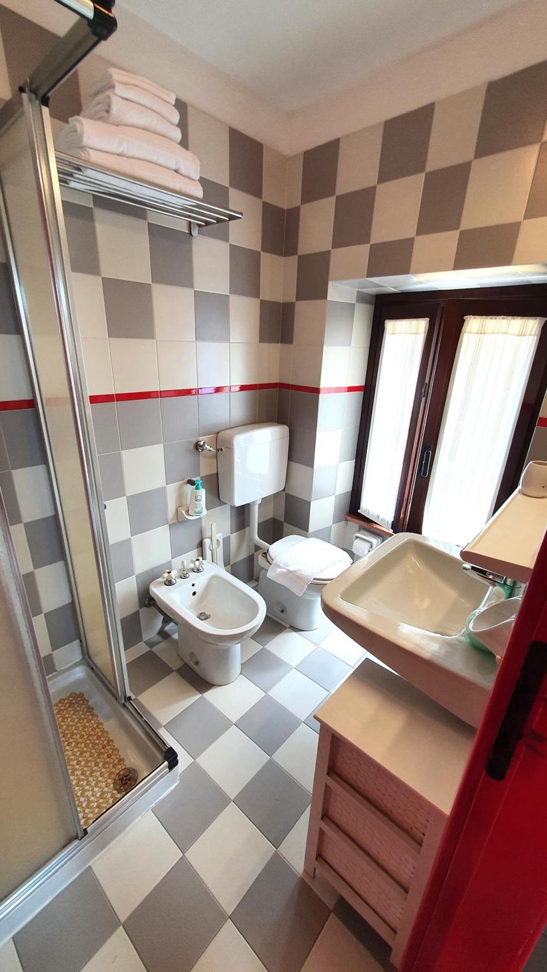 Appartamenti Adriana Sirmione Kamer foto