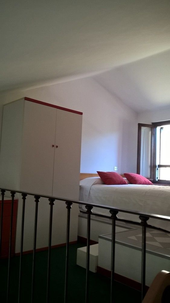 Appartamenti Adriana Sirmione Buitenkant foto
